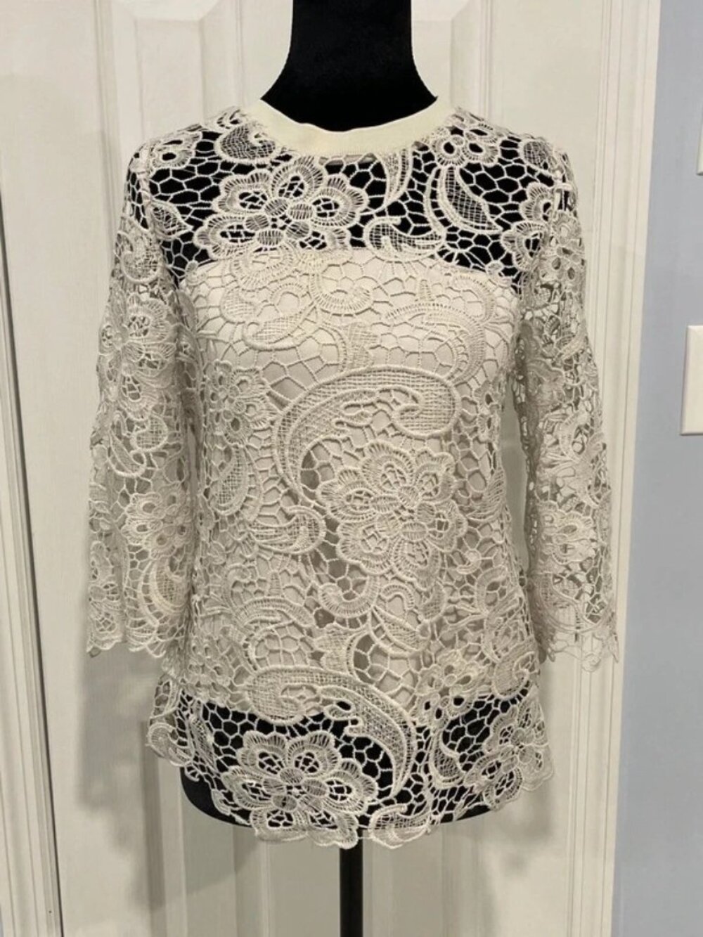 Zara Women’s Ivory Crochet Lace 3/4 Sleeve Top S